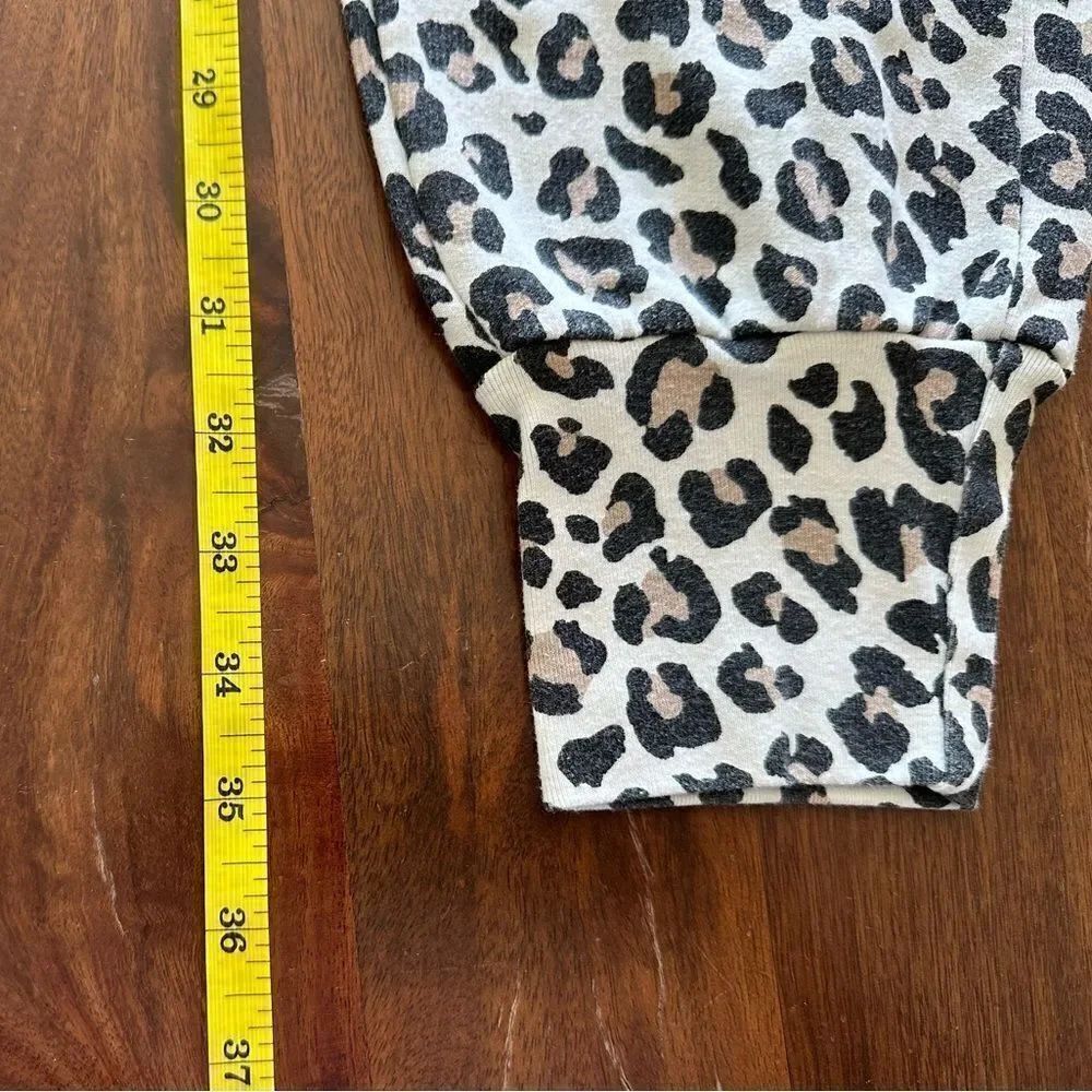 Leopard Print Joggers - Picture 3 of 4
